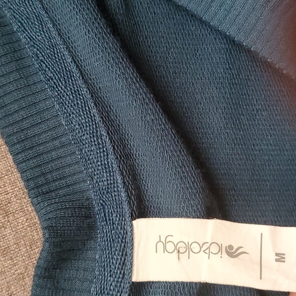 Ideology top women’s size medium blue cinch front crop long sleeve v-neck - Picture 9 of 12